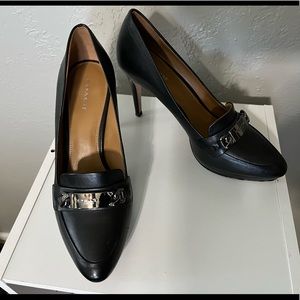 COACH GARDEN Black Loafer Heels A00286 size 7.5 excellent used condition.